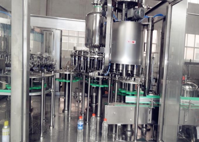 CE SGS 3000kg Juice Filling Machine , Automatic Juice Bottling Equipment 0