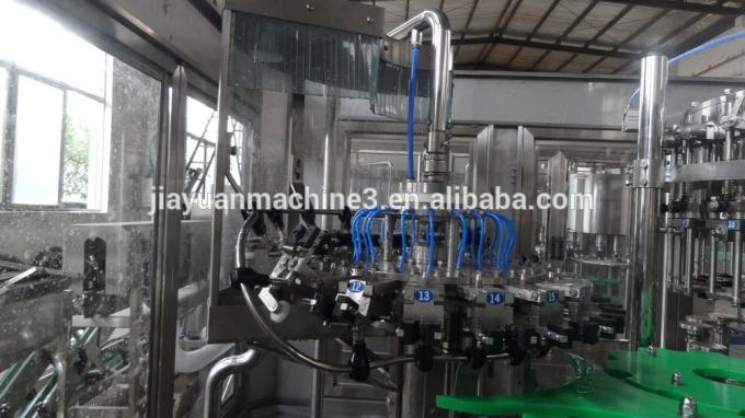 शीतल पेय गैस वॉटर बीयर भरने की मशीन कार्बोनेटेड पेय उत्पादन लाइन के लिए