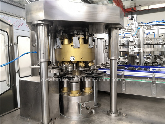 स्टेनलेस स्टील 330 मिलीलीटर स्वचालित सोडा कार्बोनेटेड पेय भरने की मशीन 0