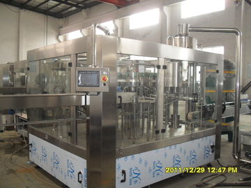 PET Bottle Sparkling Water Carbonated Drink Filling Machine / Machinery / Equipment